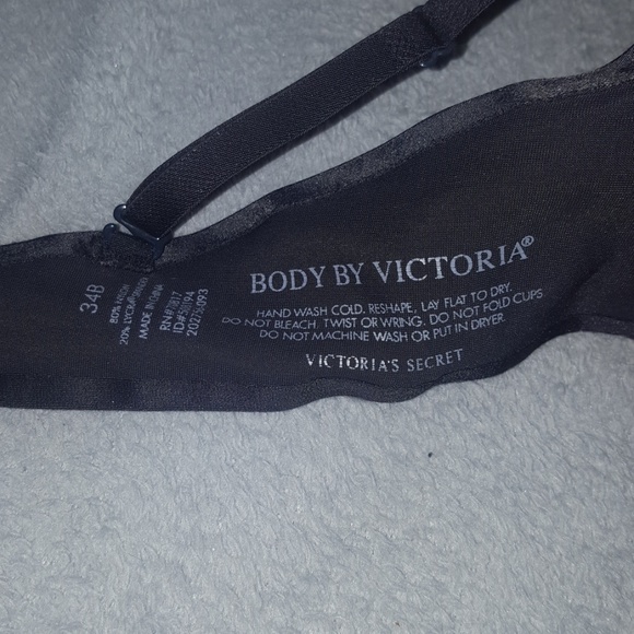 VICTORIA'S SECRET BLACK BODY BY MULTIWAY BRA - Picture 5 of 7